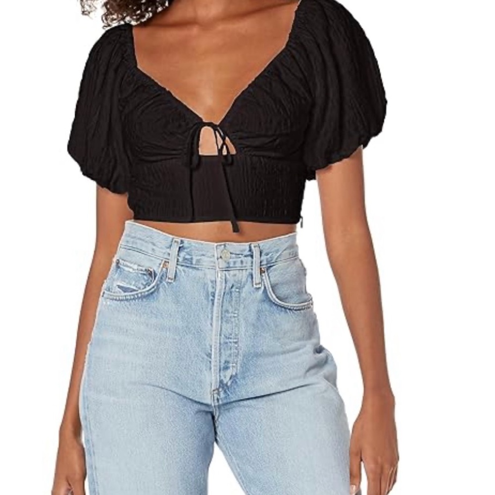 Wild Fable sise L woman  Black Puff Sleeve Blouse
